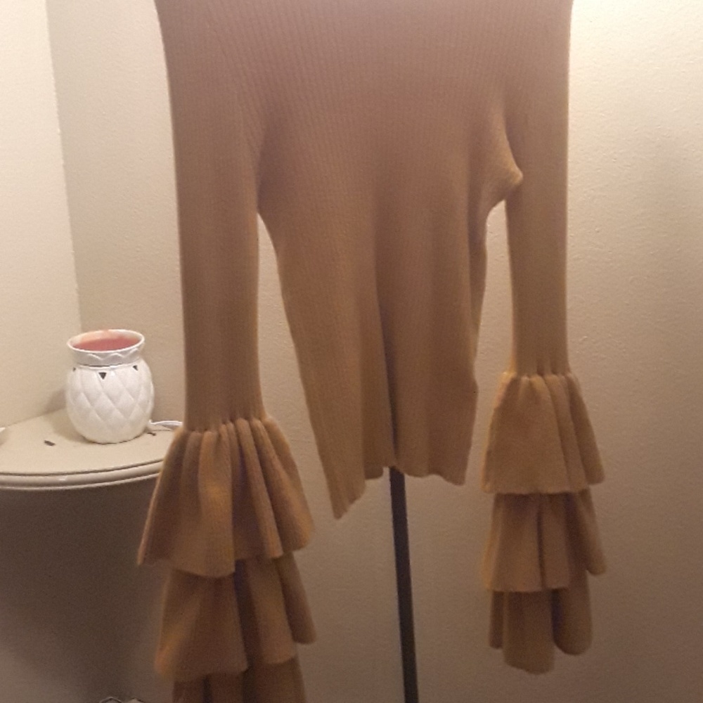 Cute blouse
